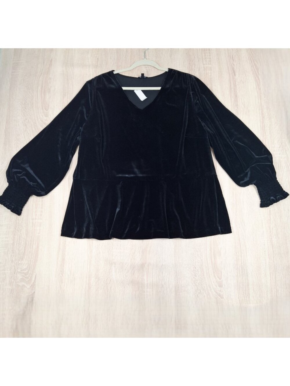 NWT Talbots Plus 2X Black Velvet Long Puff Sleeve Peplum Velvet Top Shirred Cuff